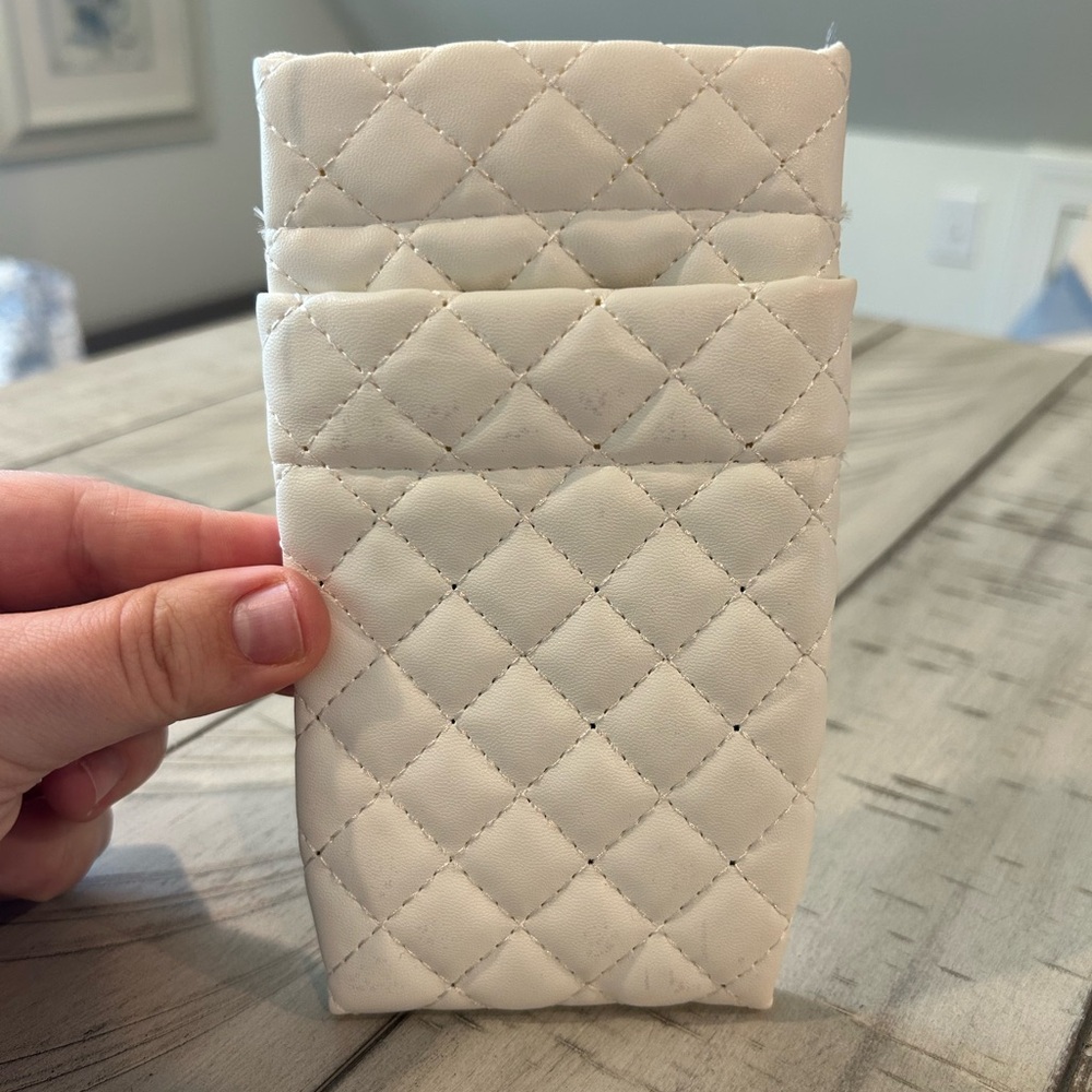 Quilted Cream 2 Pair Glasses Case